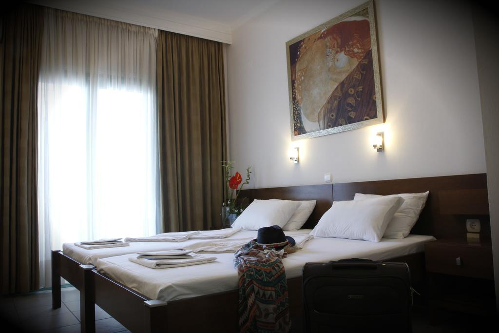Hotel Kostis Skiathos Town Exterior foto