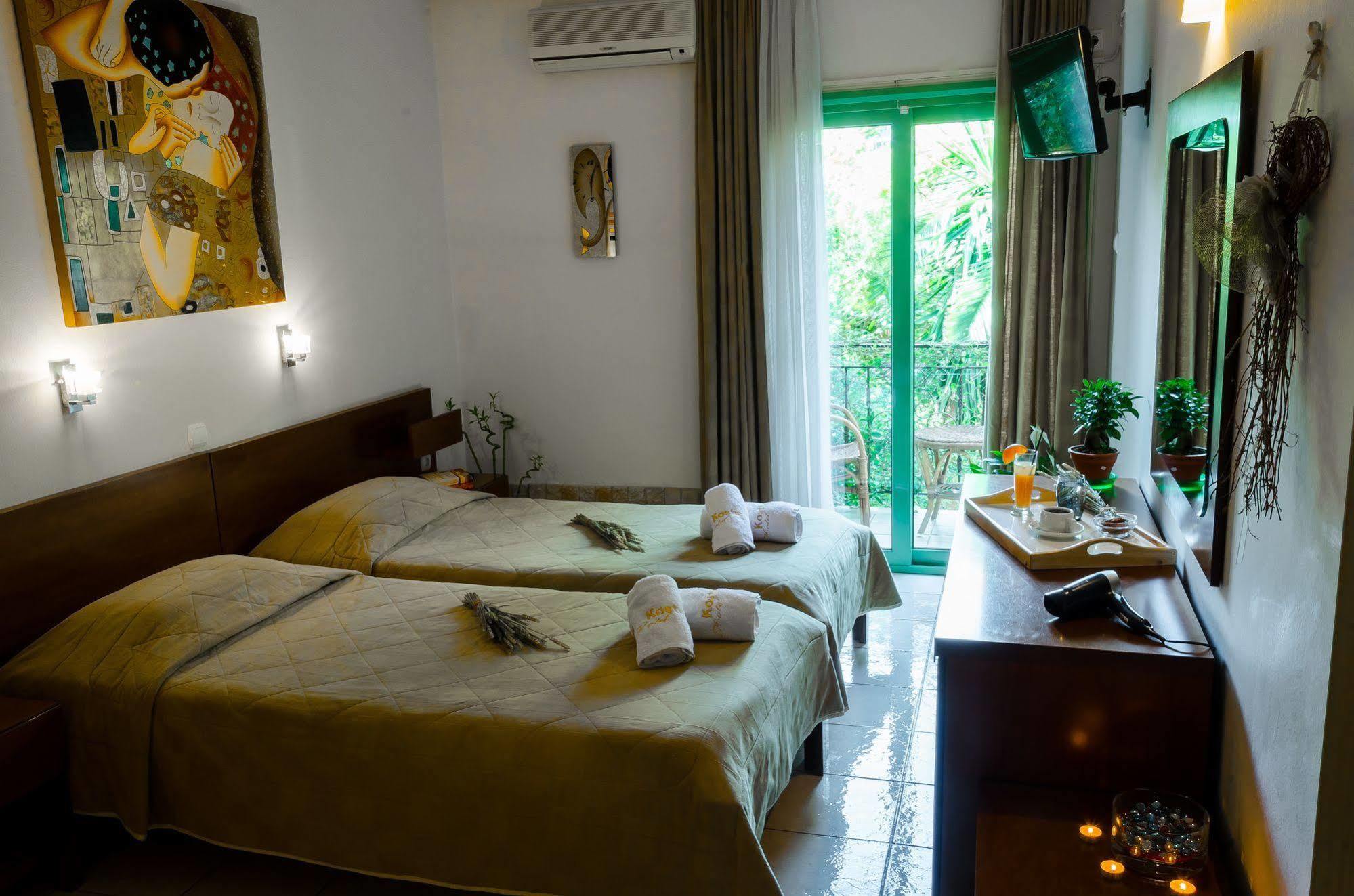 Hotel Kostis Skiathos Town Exterior foto